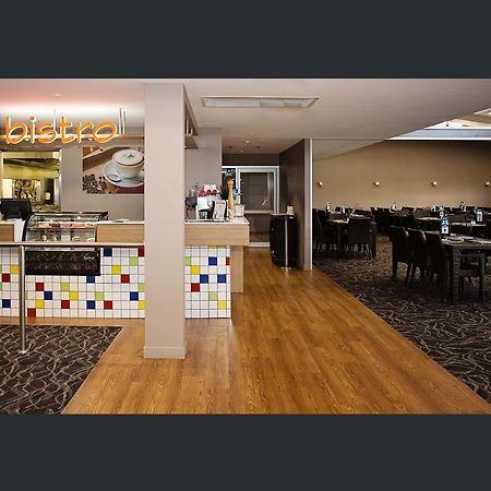 White Lace Motor Inn Макай Екстериор снимка
