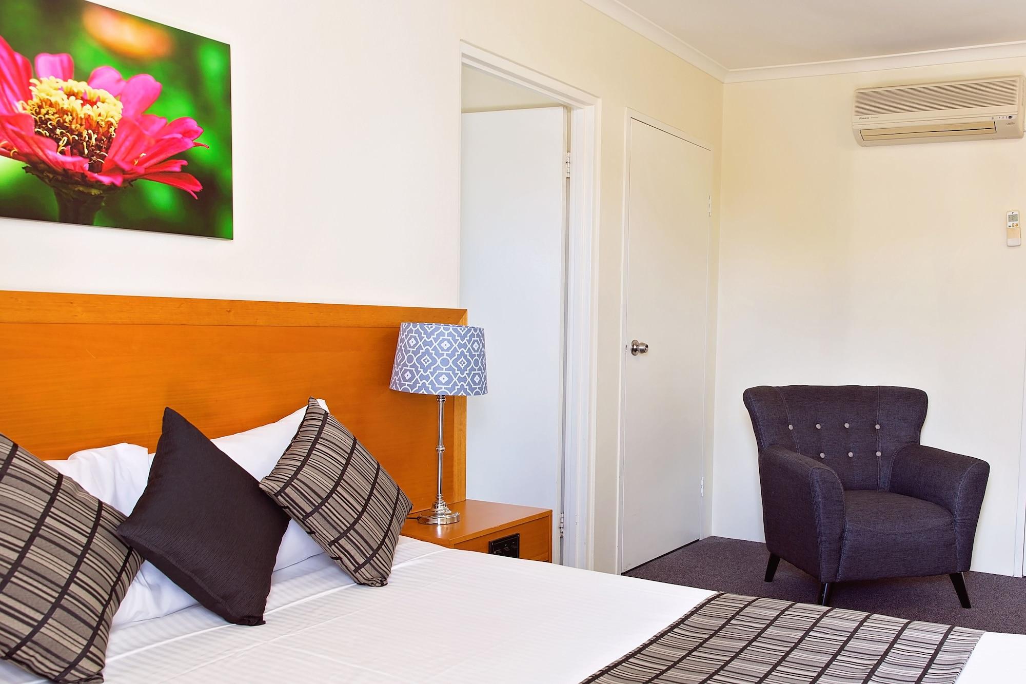White Lace Motor Inn Макай Екстериор снимка
