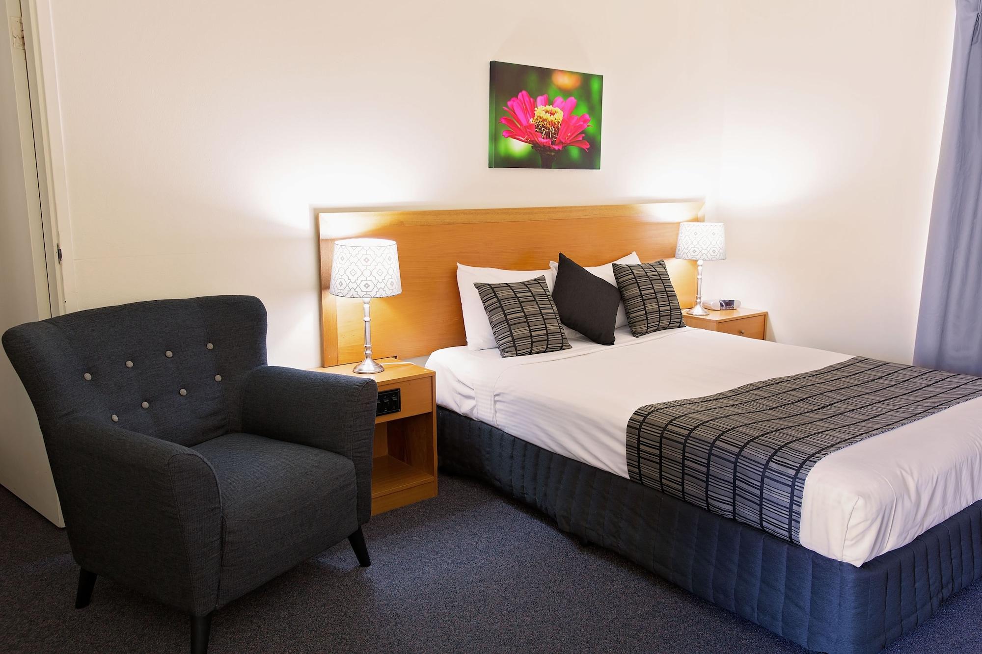 White Lace Motor Inn Макай Екстериор снимка