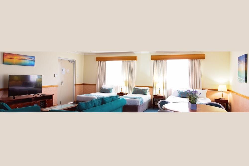 White Lace Motor Inn Макай Екстериор снимка