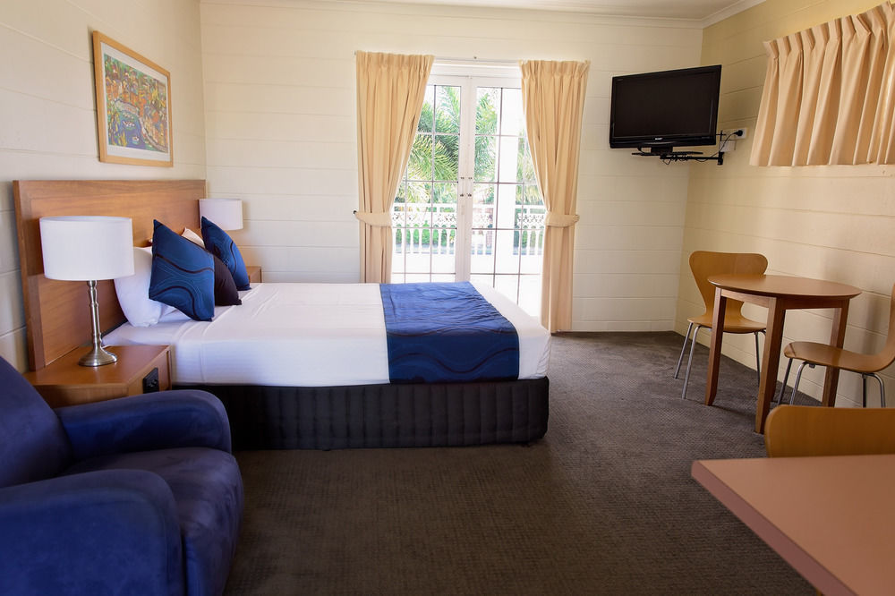 White Lace Motor Inn Макай Екстериор снимка