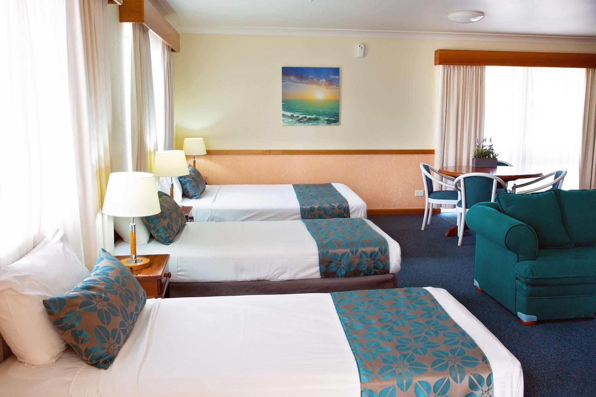White Lace Motor Inn Макай Екстериор снимка