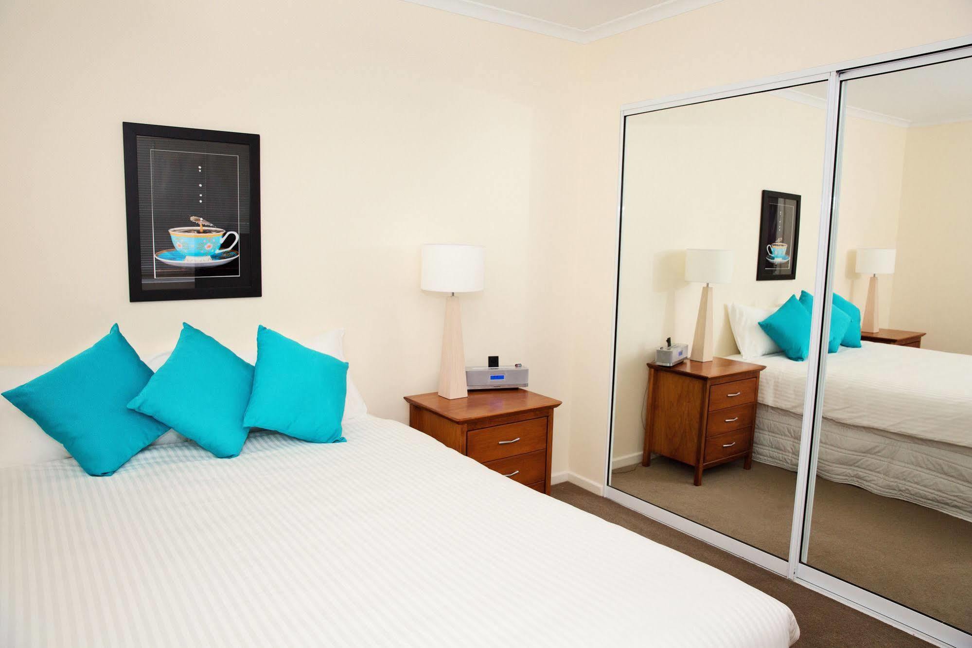 White Lace Motor Inn Макай Екстериор снимка